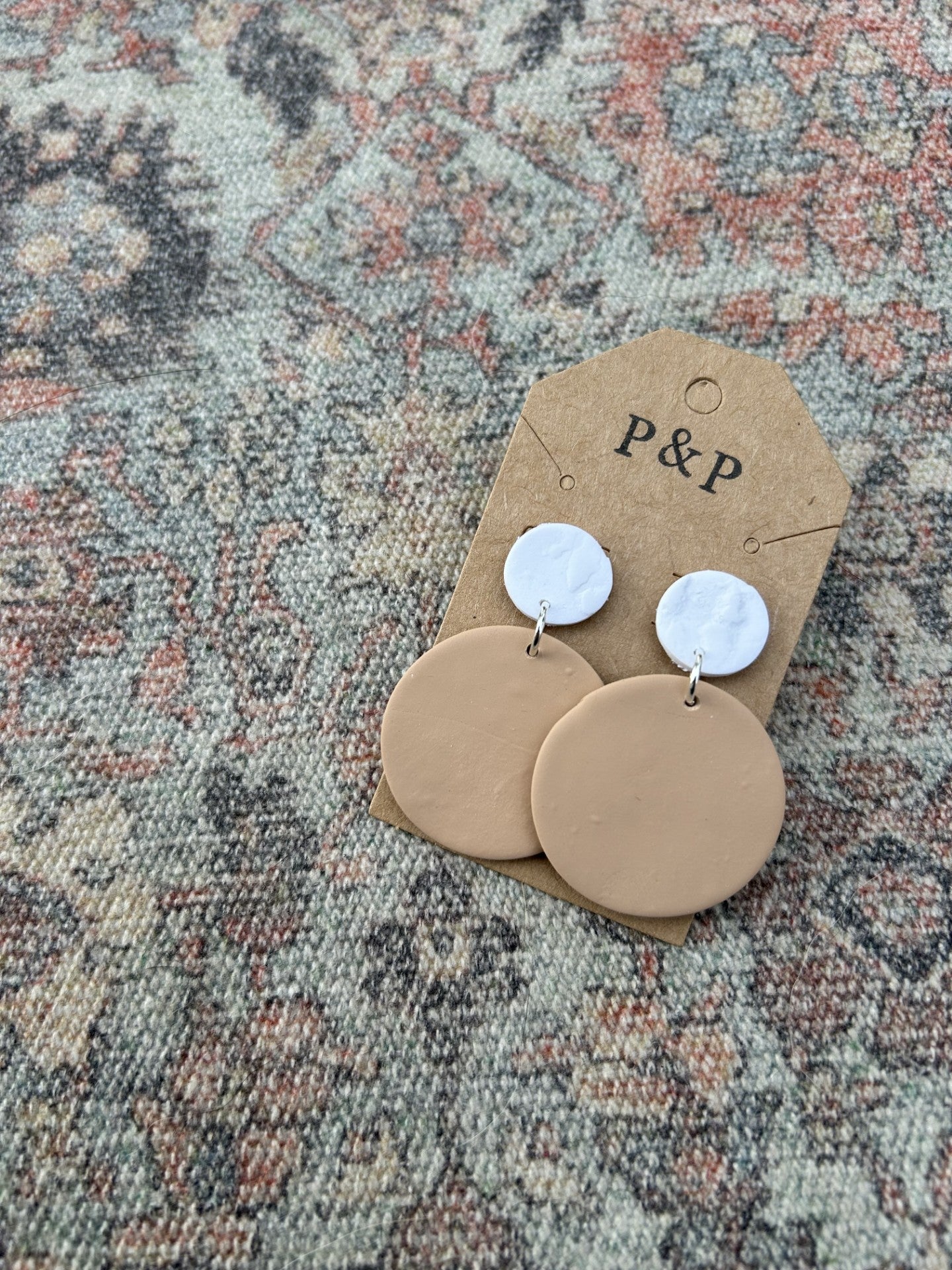 Neutral Nelly - Circle Earring