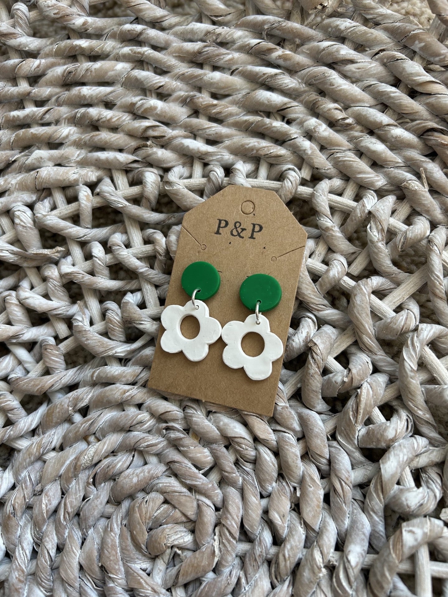 Emerald & White Daisies - Small Clay Earring