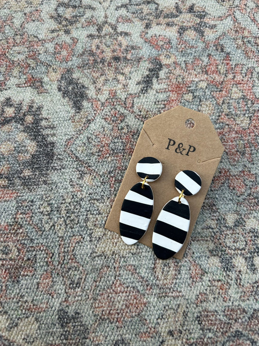 B&W Thick Stripes - Clay Earring